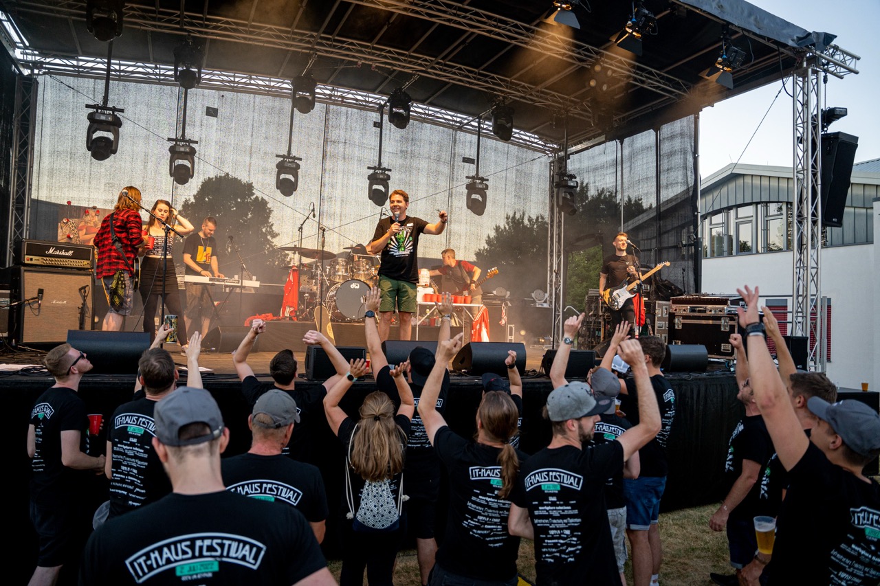 Groß (IT-HAUS-Sommerfestival-2022-83)